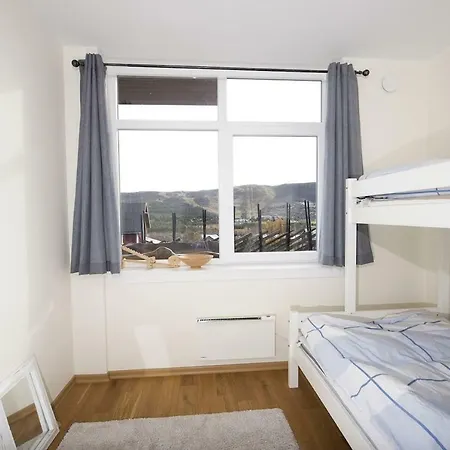 דירה Big Apt In - Sleeps 8-10 - Pro Managed *